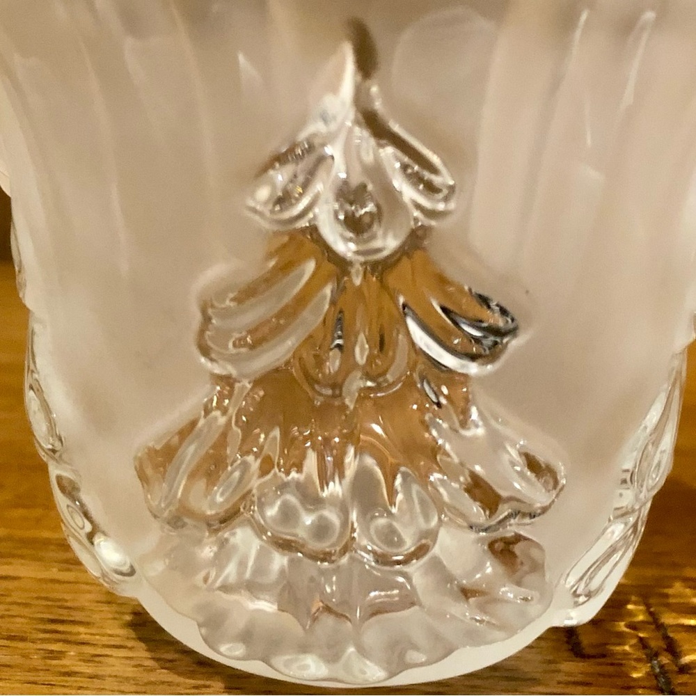 Mikasa Winter Dreams Frosted Crystal Christmas Tree Votive Candle Holder NEW - Picture 7 of 7